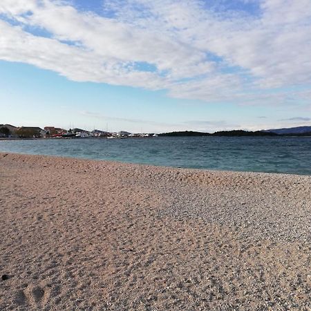 Vila Ena Murter Exteriör bild
