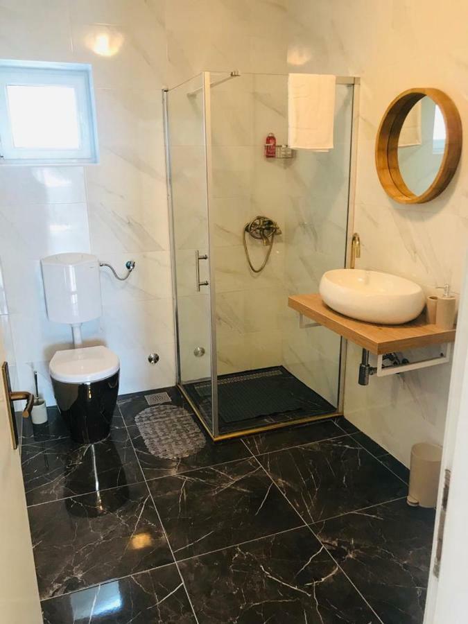 Vila Ena Murter Exteriör bild